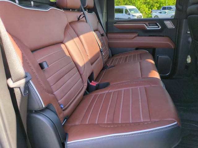 Used 2024 GMC Sierra 2500 Denali Ultimate AWD/4WD image 33