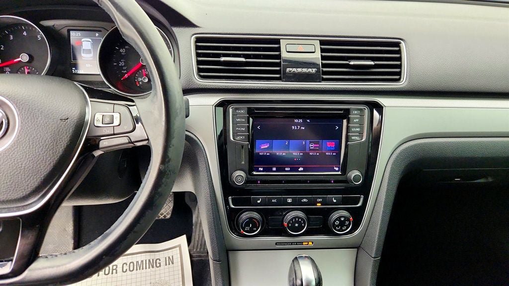 Used 2019 Volkswagen Passat 2.0T Wolfsburg w/ Wheels & Sunroof Package FWD image 17