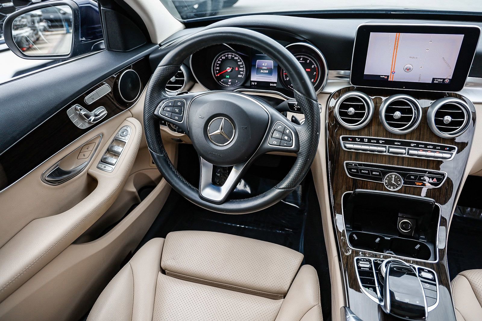 Used 2016 Mercedes-Benz C 300 Sedan image 14