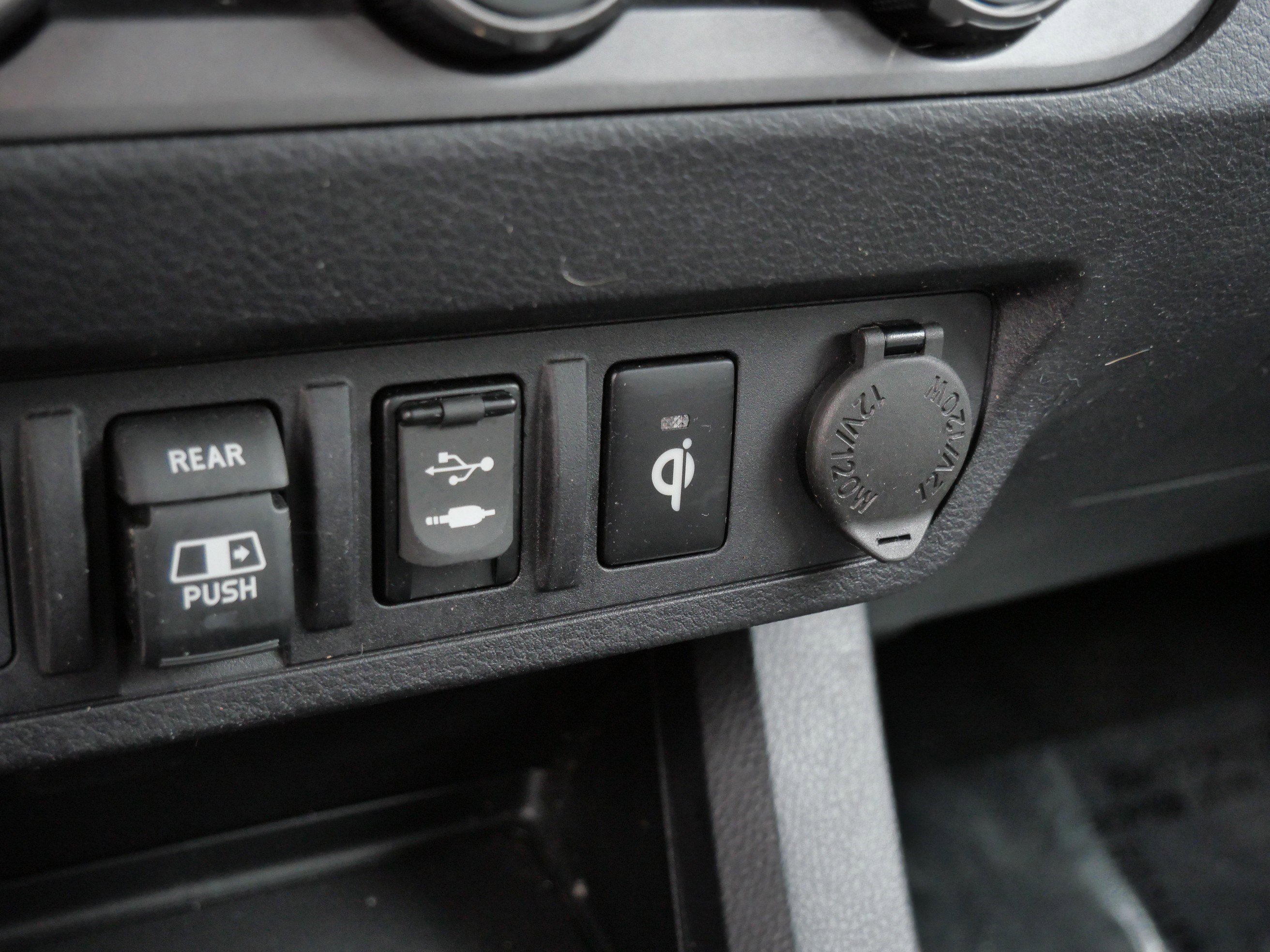 Certified 2019 Toyota Tacoma TRD Off-Road image 31