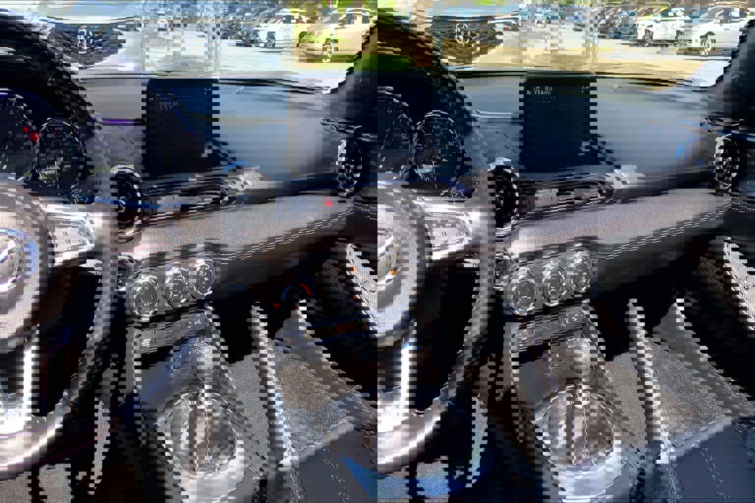 Used 2020 MAZDA MX-5 Miata RF Grand Touring image 6