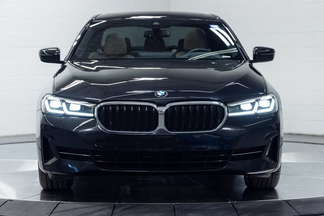 Used 2022 BMW 530i xDrive w/ Premium Package AWD/4WD image 5