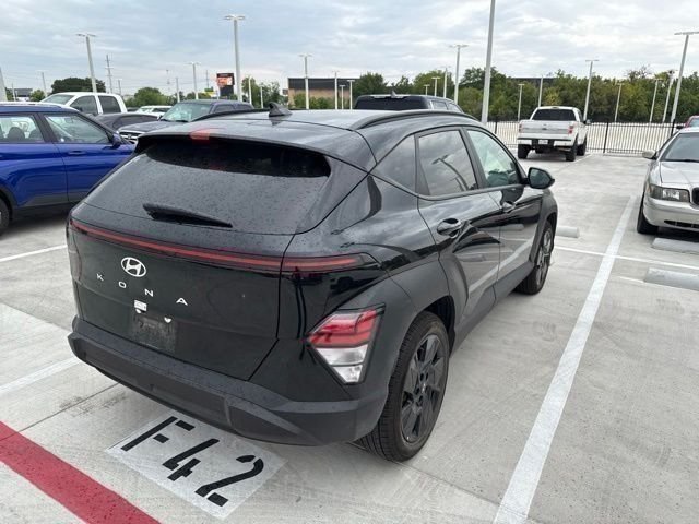 Used 2026 Hyundai Kona SEL Sport FWD image 8