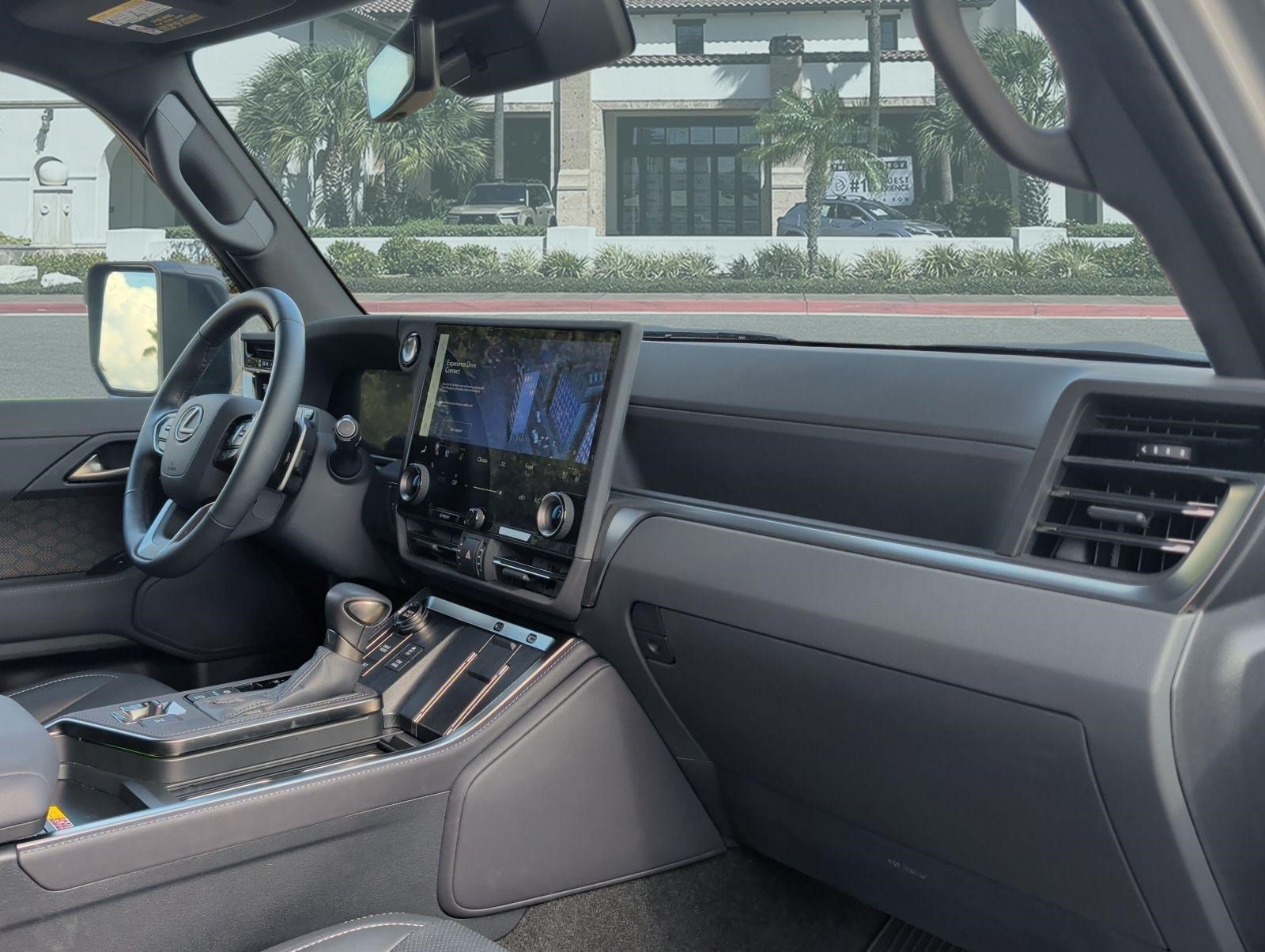 Certified 2026 Lexus GX 550 w/ Accessory Package (2T) AWD/4WD image 30