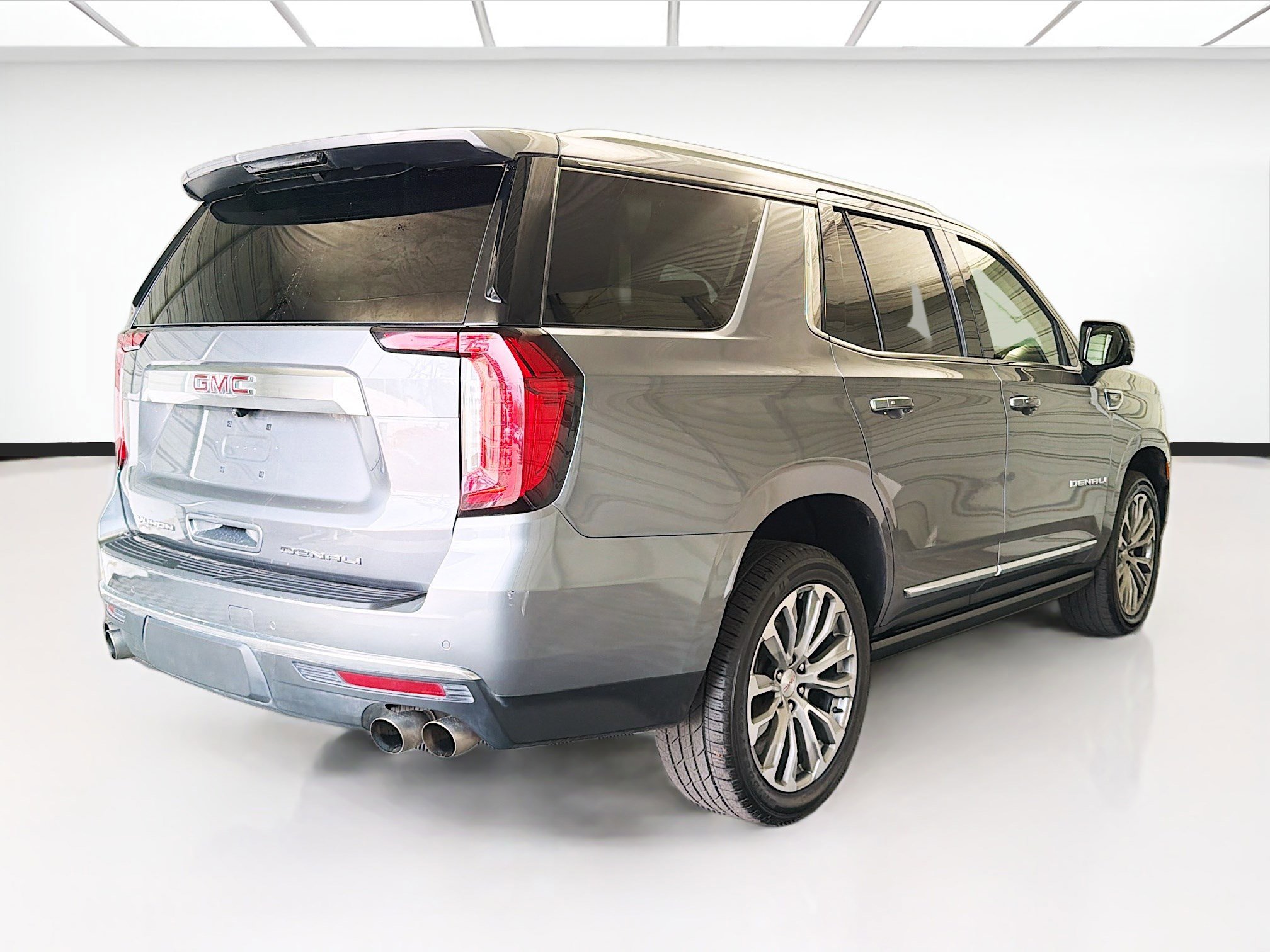 Used 2022 GMC Yukon Denali AWD/4WD image 4