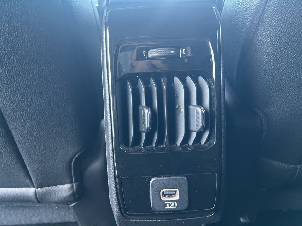 Used 2025 Jeep Compass Limited image 27