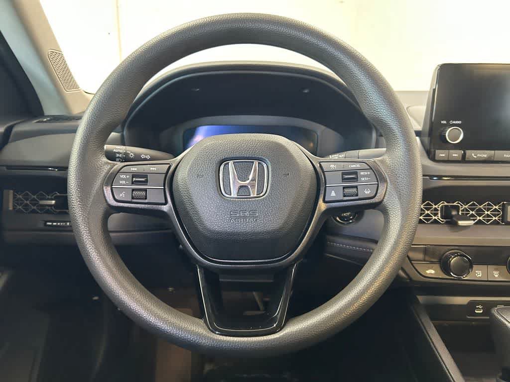 Used 2023 Honda Accord EX image 16