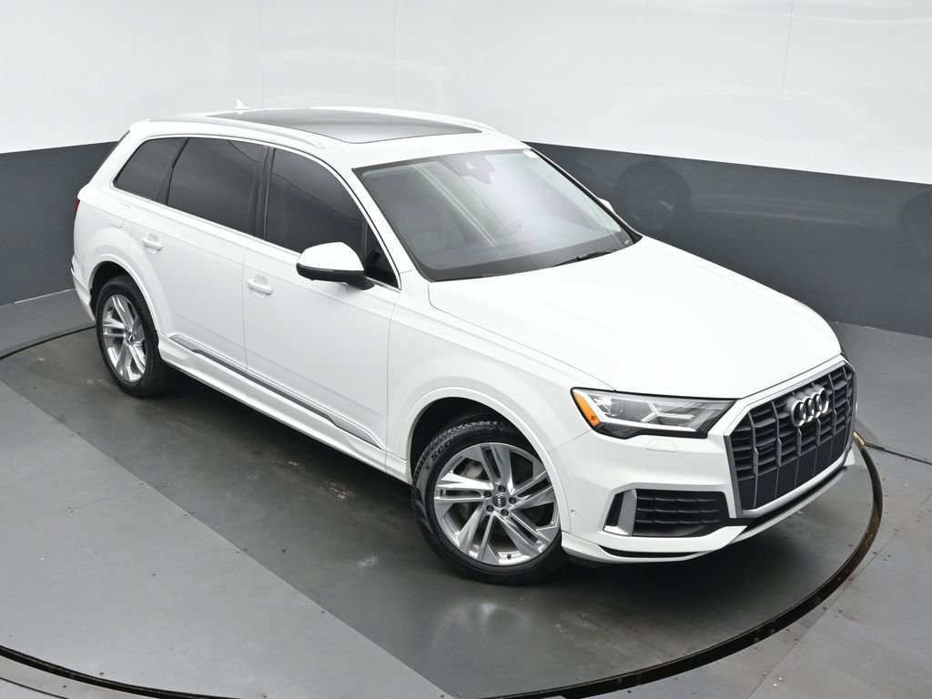 Used 2020 Audi Q7 3.0T Premium Plus AWD/4WD image 31