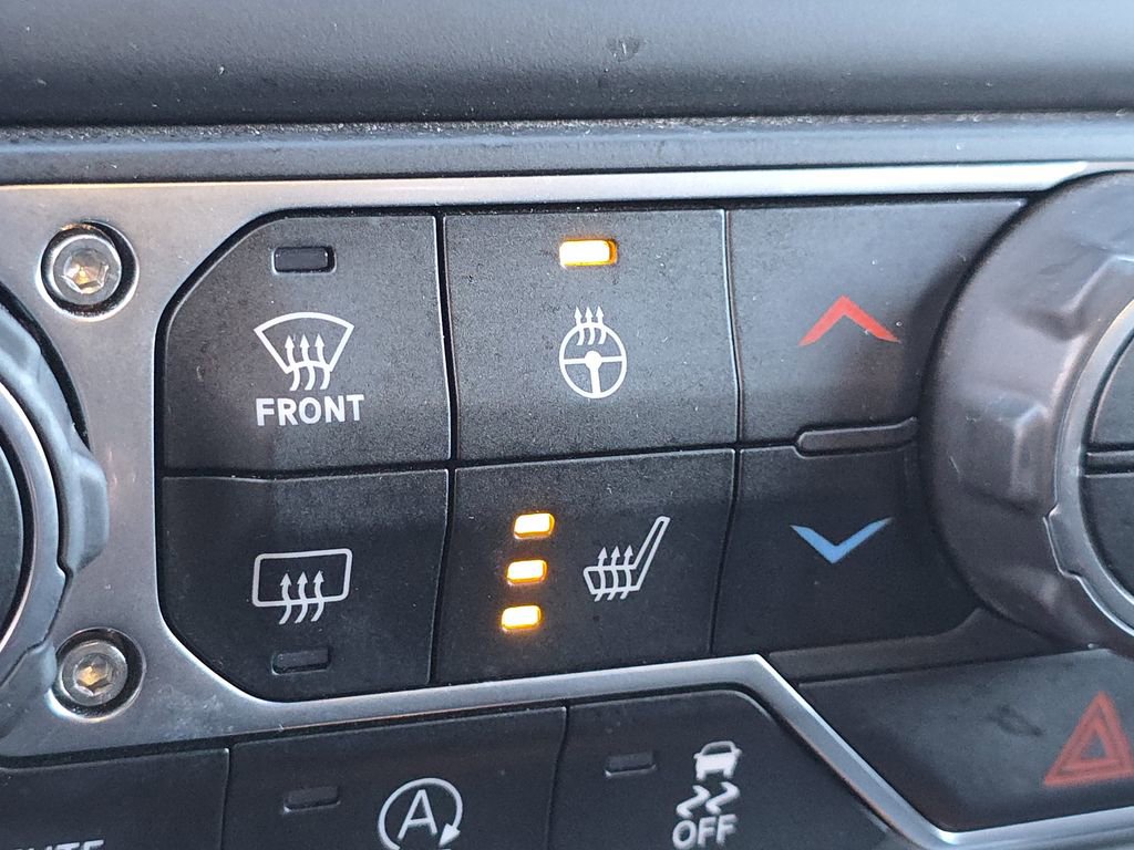 Used 2021 Jeep Wrangler Sport S image 11