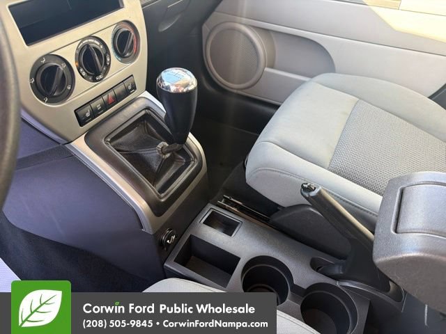 Used 2007 Jeep Compass Sport FWD image 19
