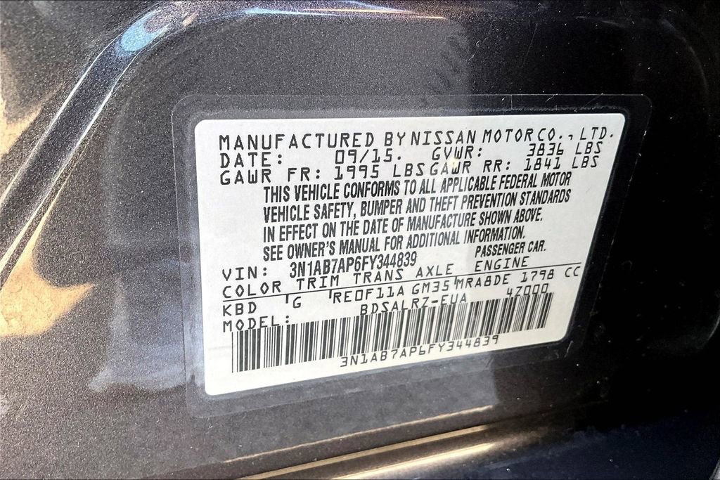 Used 2015 Nissan Sentra SR image 42
