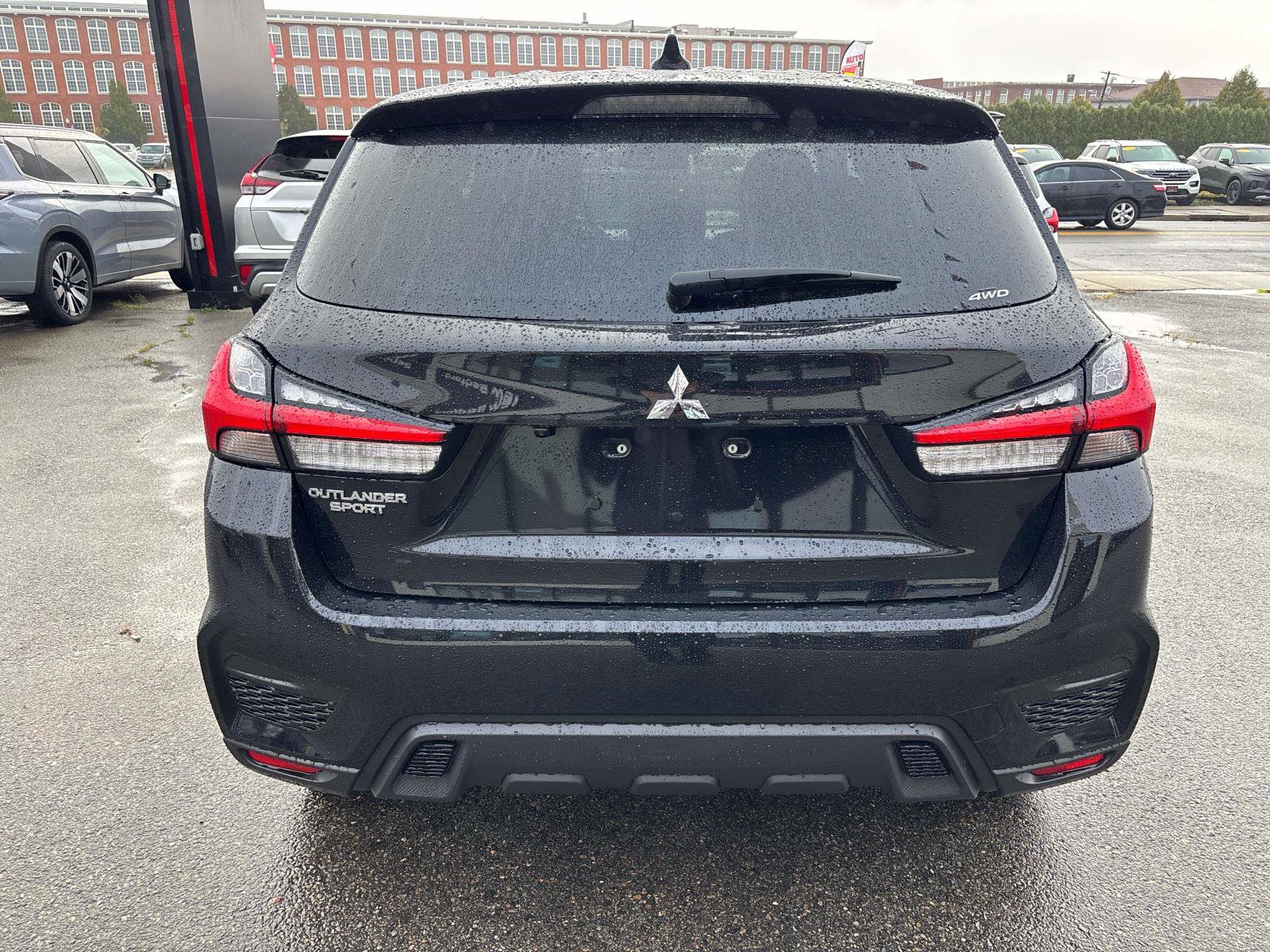 New 2025 Mitsubishi Outlander Sport ES image 3