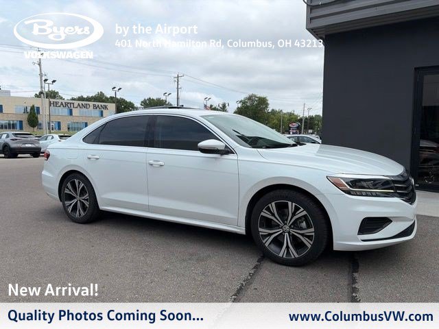 Used 2021 Volkswagen Passat 2.0T SE