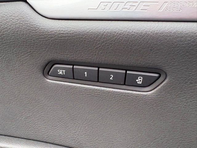 Used 2024 Cadillac XT6 Premium Luxury w/ Technology Package image 26