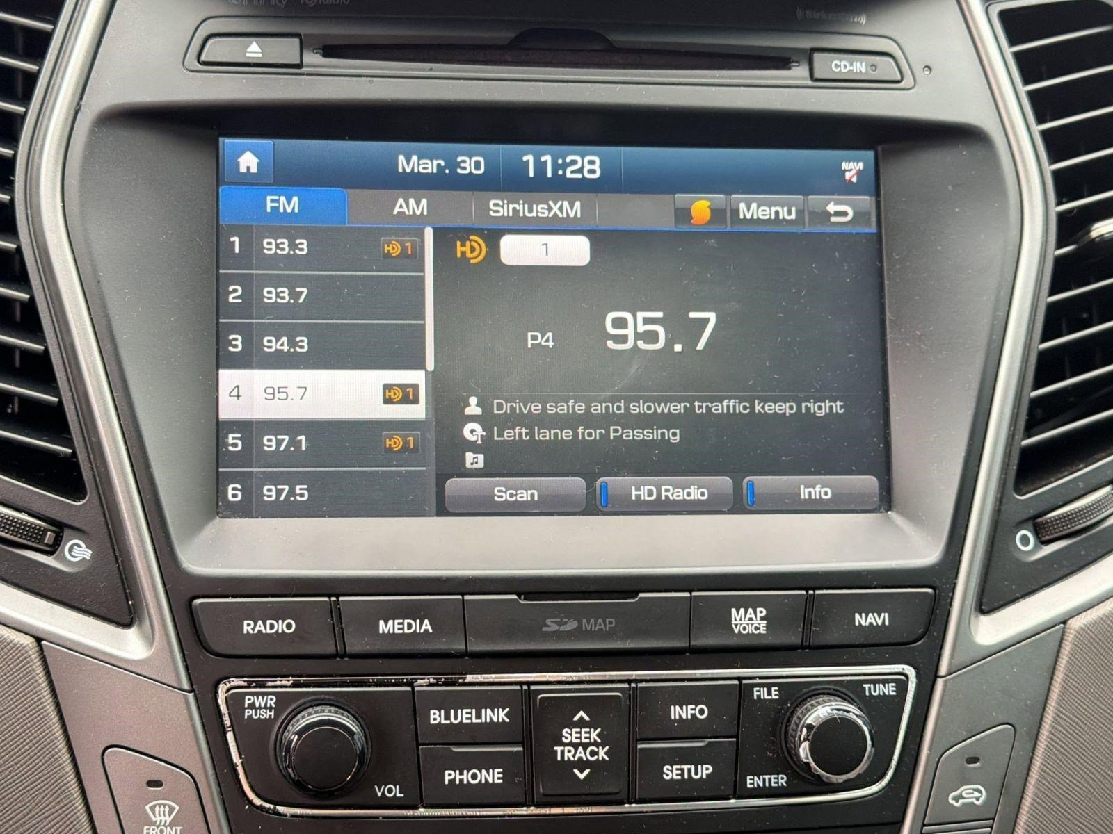 Used 2018 Hyundai Santa Fe Sport image 23