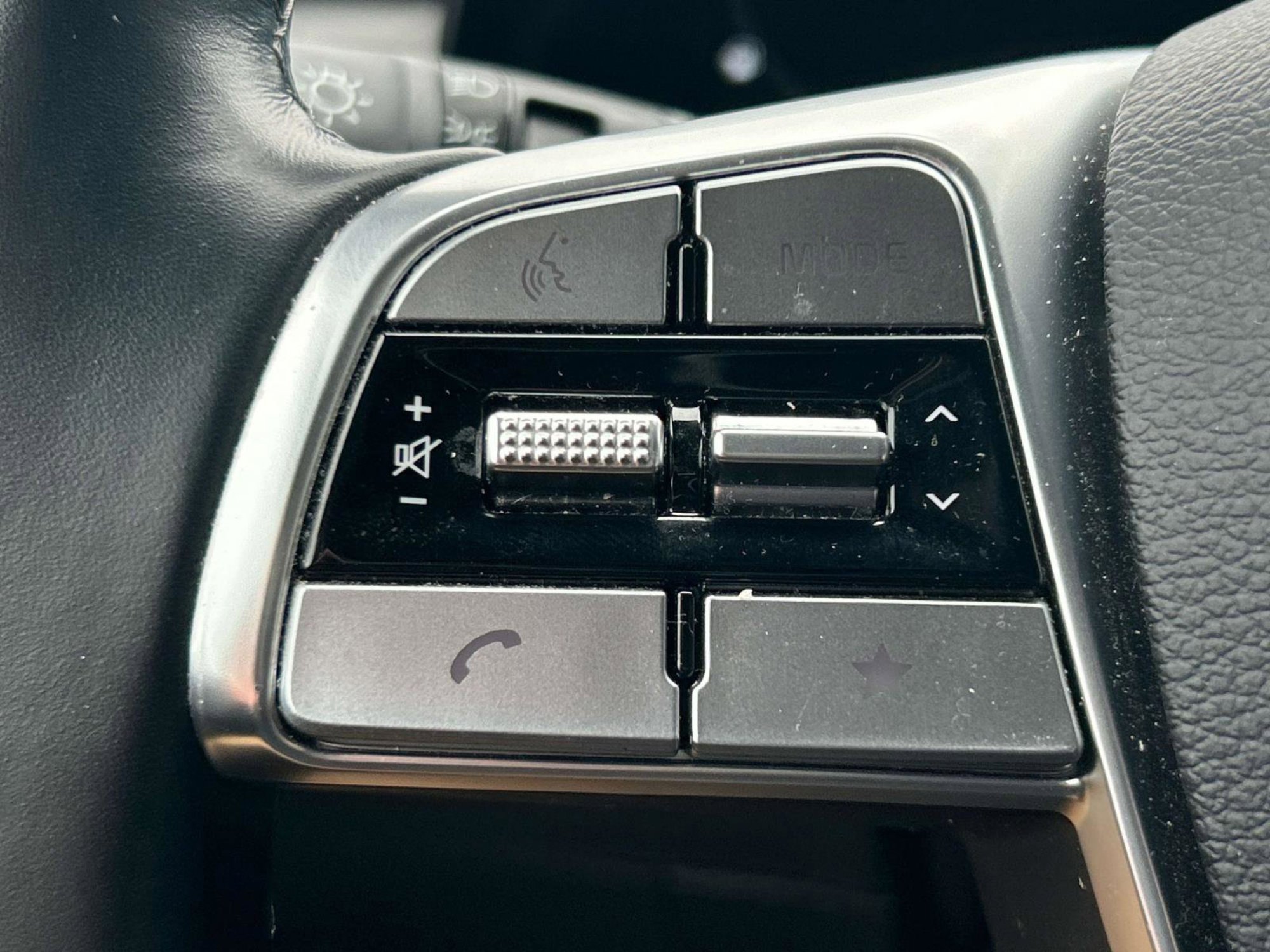 Used 2024 Kia Telluride SX Prestige X-Line image 31