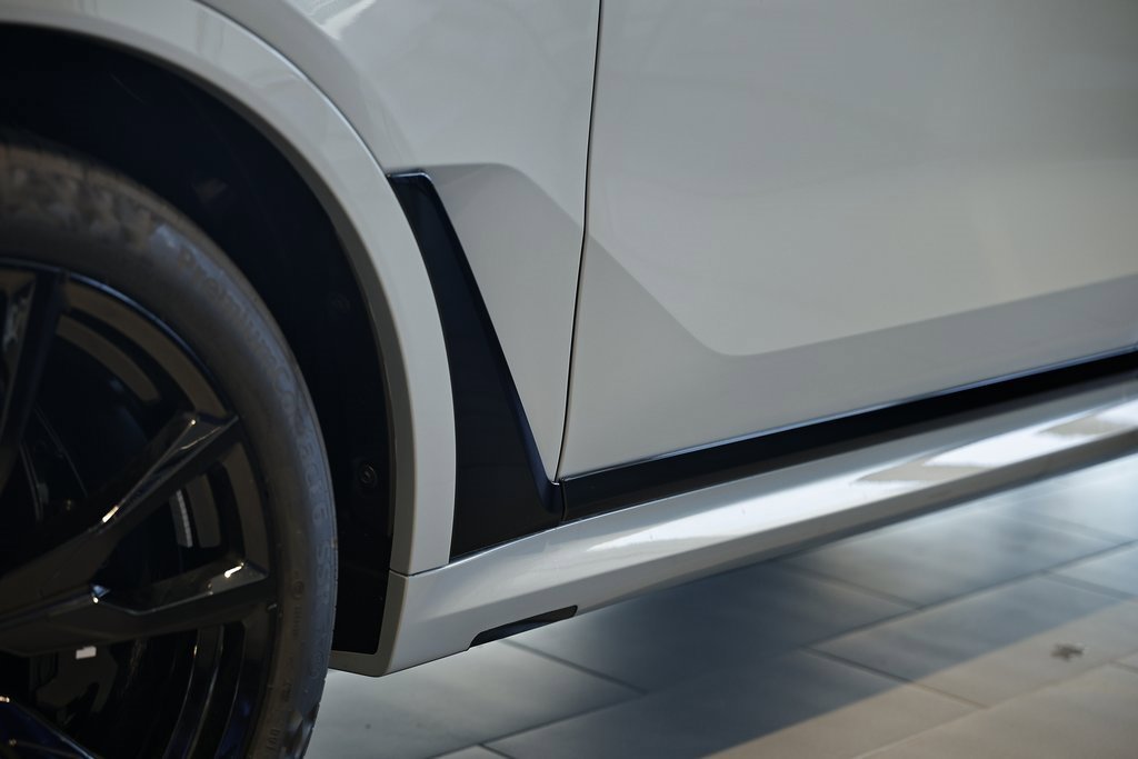 New 2026 BMW X7 xDrive40i w/ M Sport Package image 11