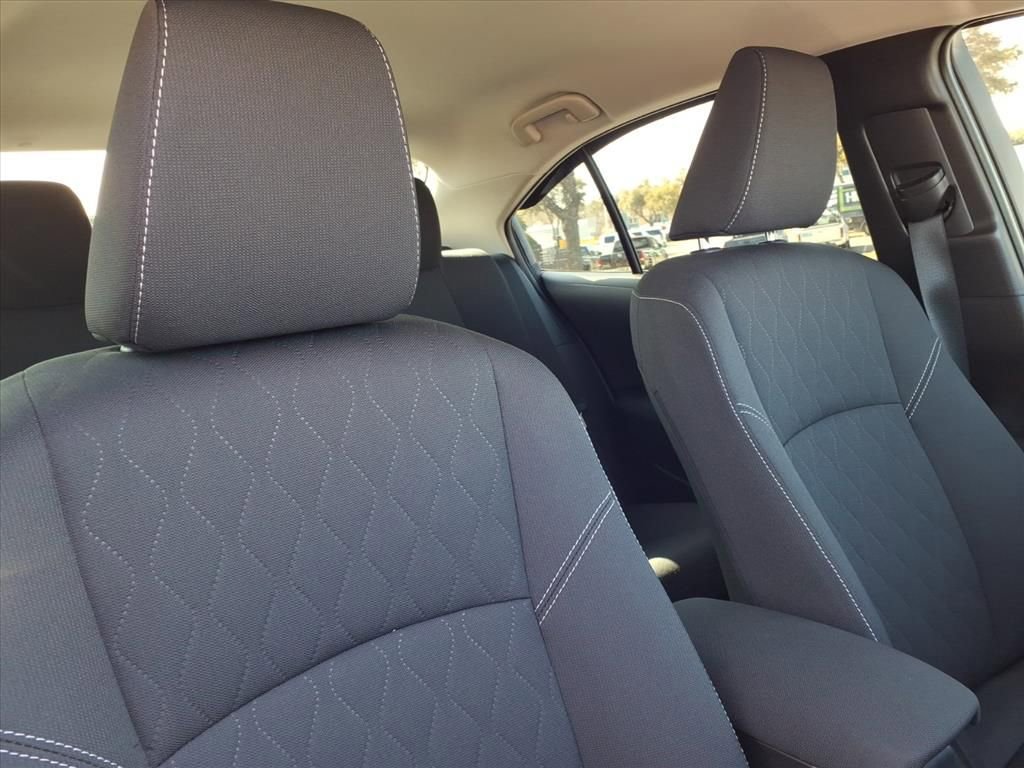 Used 2025 Toyota Corolla LE image 19