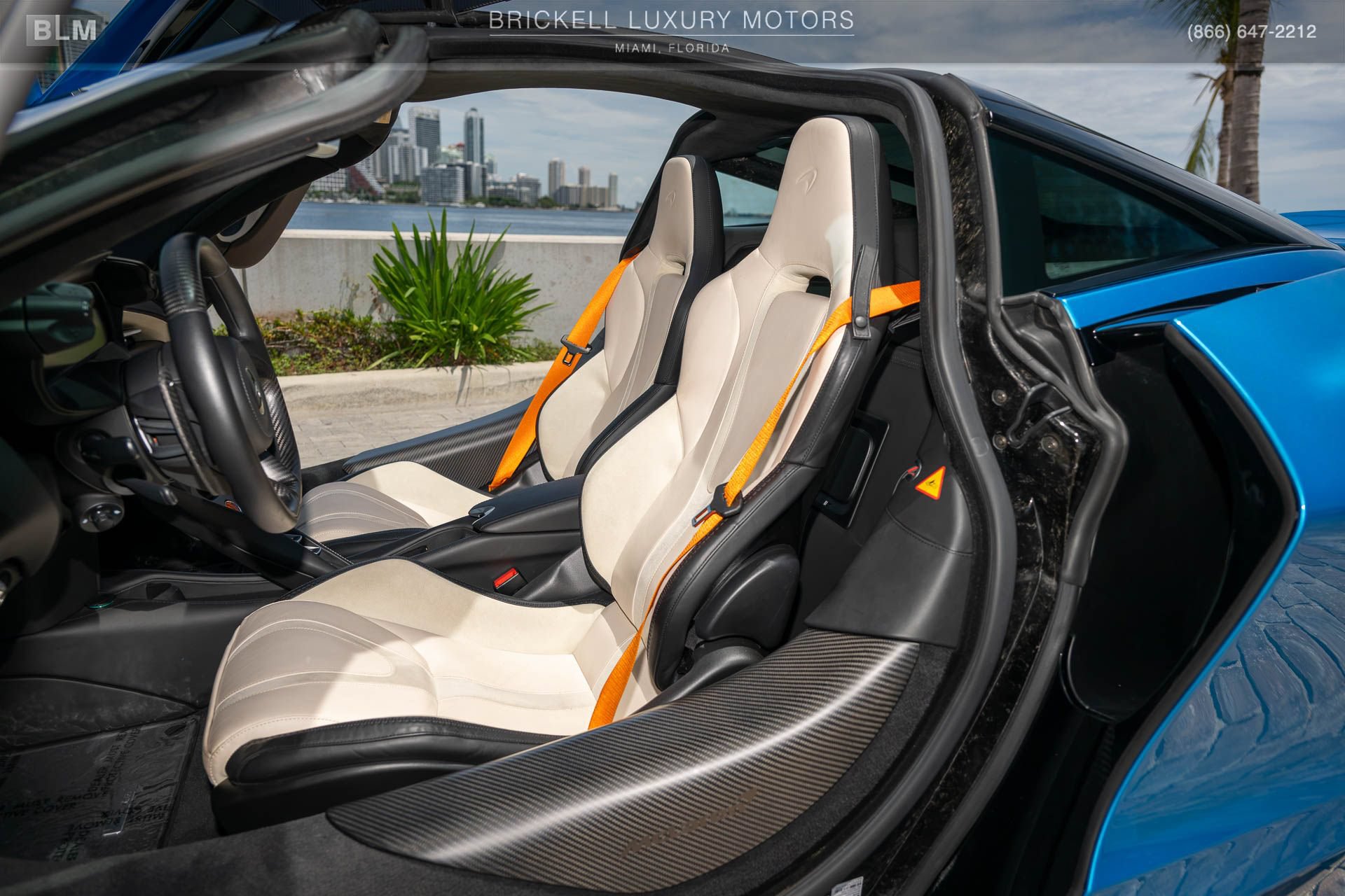 Used 2025 McLaren 750S RWD image 9