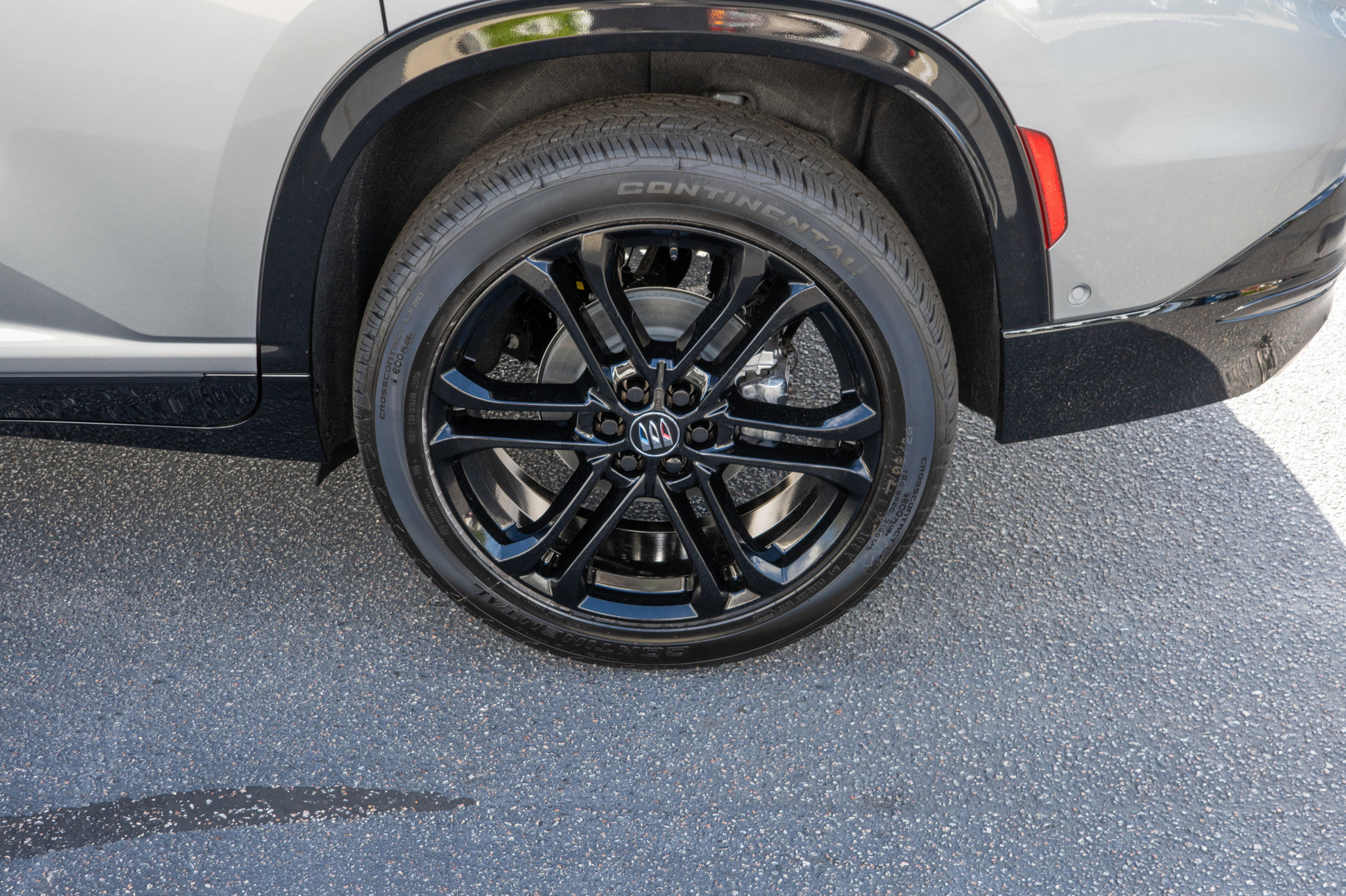 New 2026 Buick Enclave Sport Touring w/ Super Cruise Package image 9