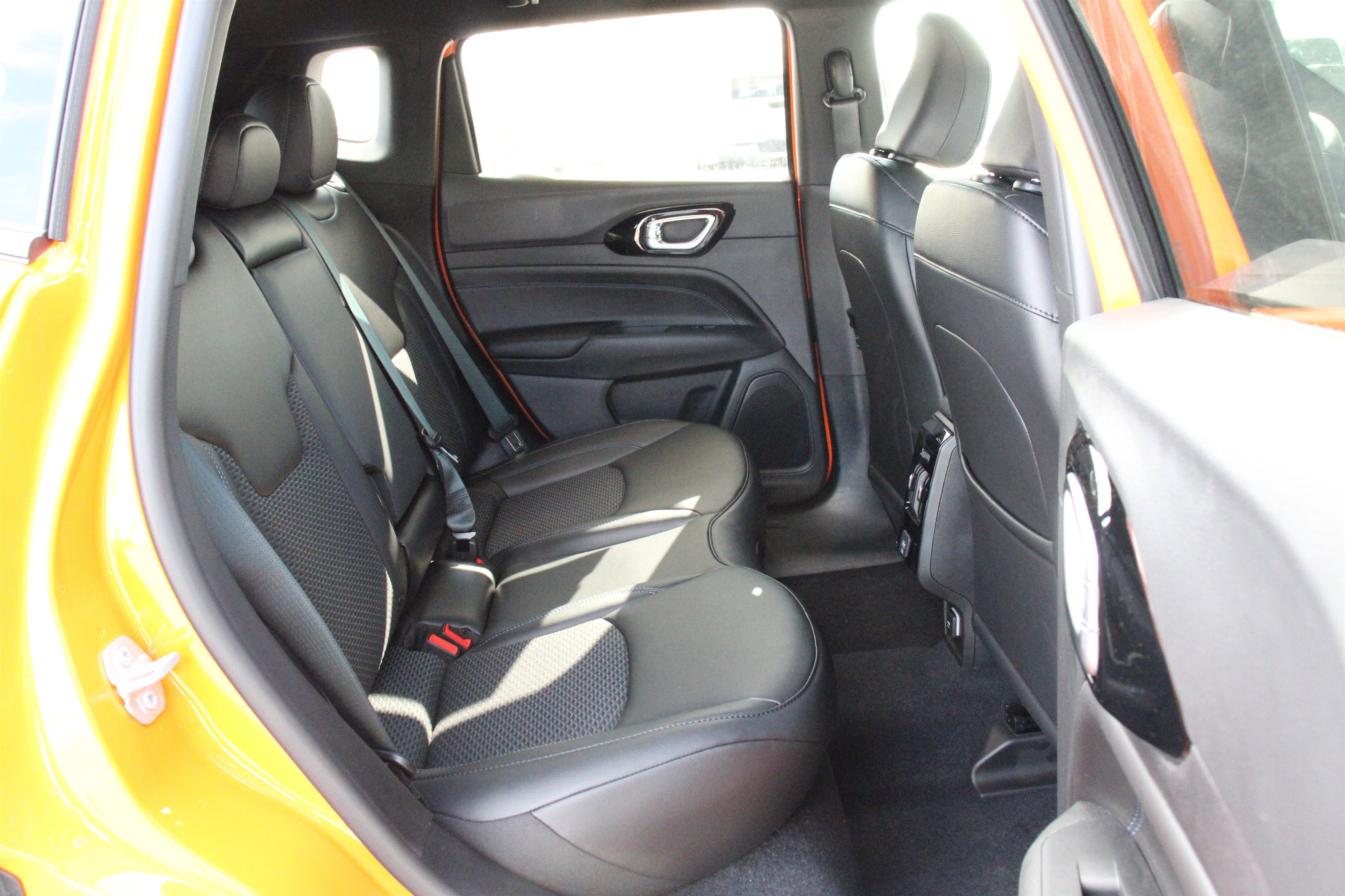 New 2026 Jeep Compass Latitude image 27