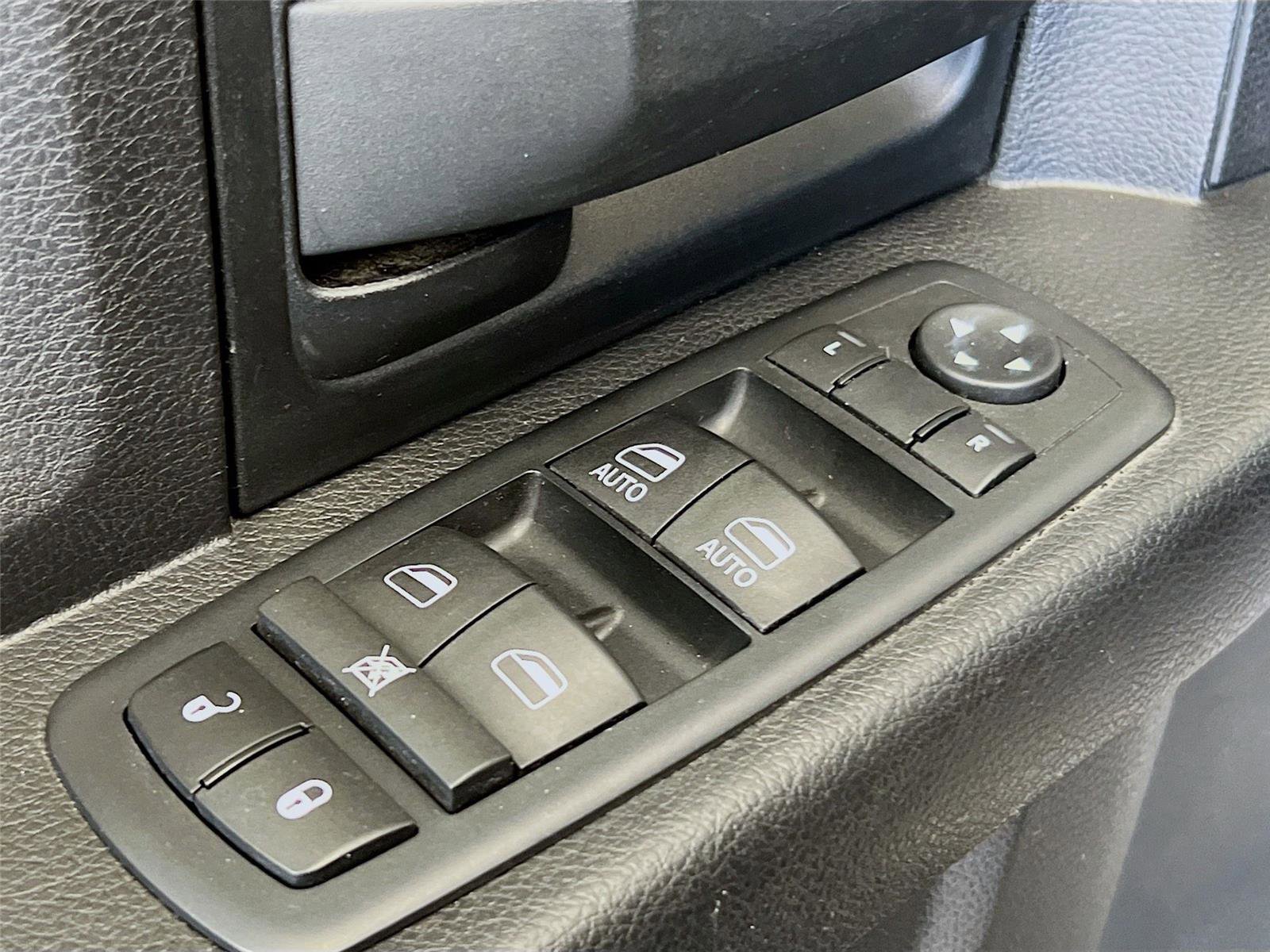 Used 2016 RAM 1500 Express AWD/4WD image 19