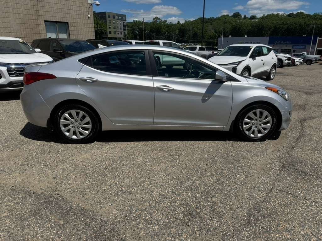 Used 2013 Hyundai Elantra GLS FWD image 8
