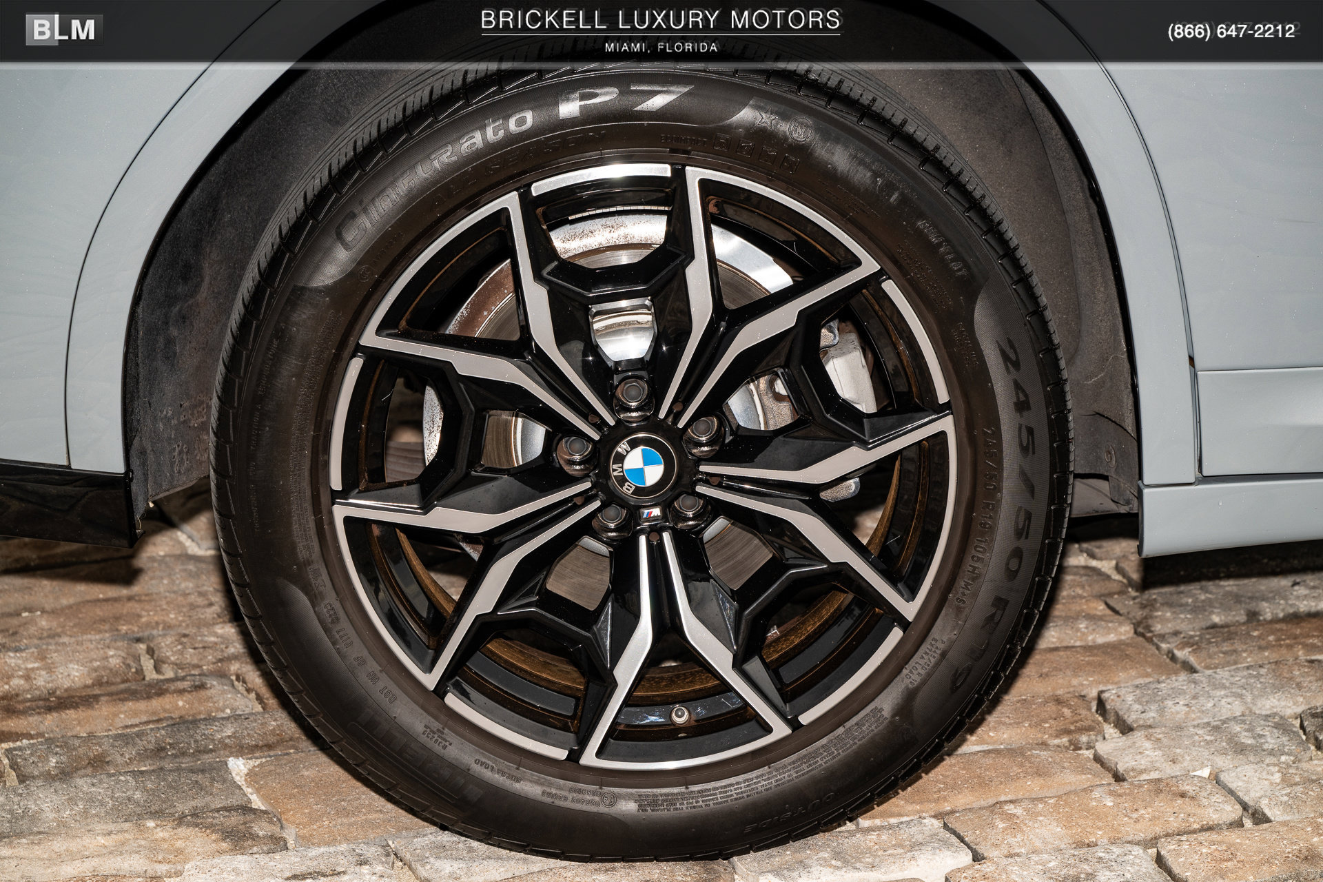 Used 2024 BMW X4 xDrive30i w/ M Sport Package AWD/4WD image 39