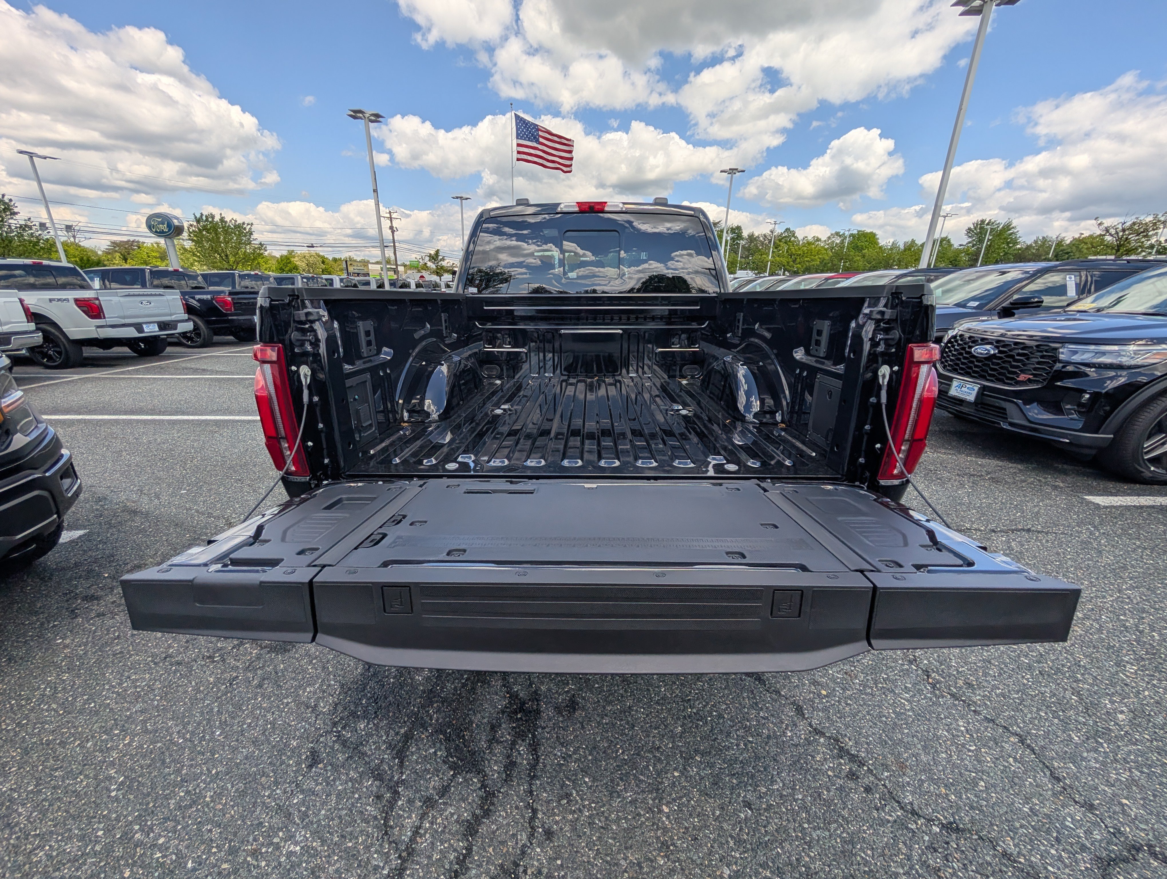 New 2026 Ford F150 Platinum w/ Equipment Group 702A High AWD/4WD image 8