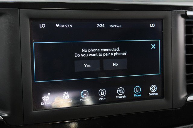 Used 2019 Chrysler Pacifica Touring-L FWD image 25