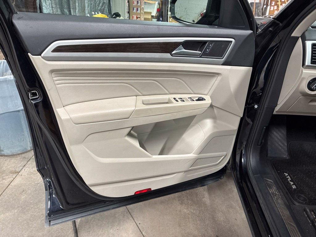 Used 2022 Volkswagen Atlas SE AWD/4WD image 38