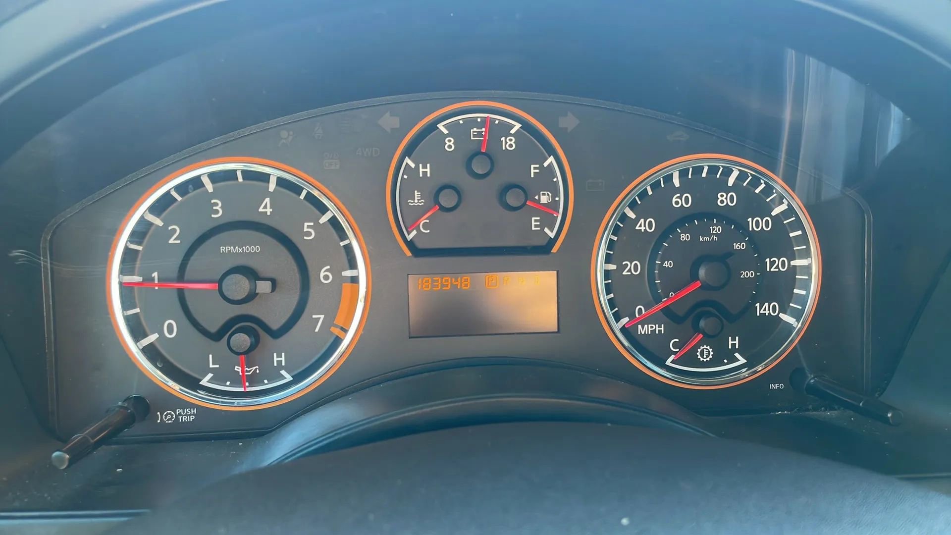 Used 2011 Nissan Armada SL image 6