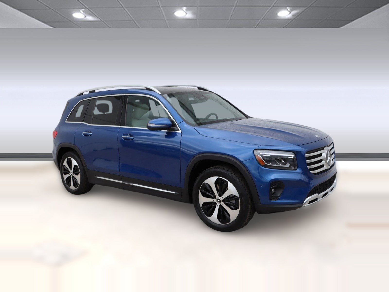 Used 2025 Mercedes-Benz GLB 250 image 22