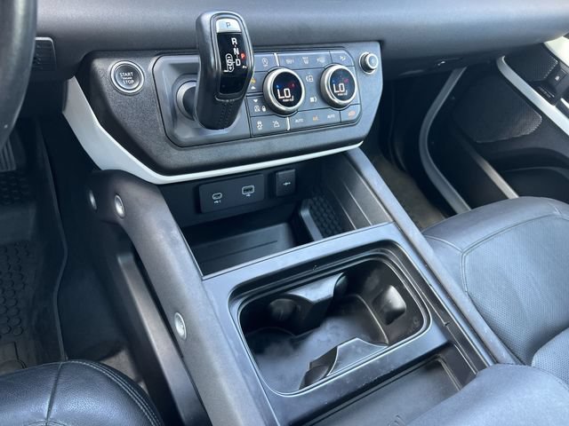 Used 2023 Land Rover Defender 110 S AWD/4WD image 26