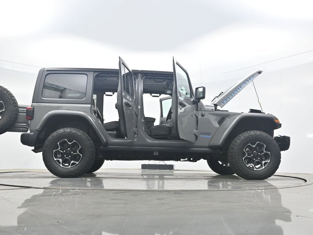 Used 2021 Jeep Wrangler Unlimited Rubicon 4xe w/ Steel Bumper Group AWD/4WD image 43