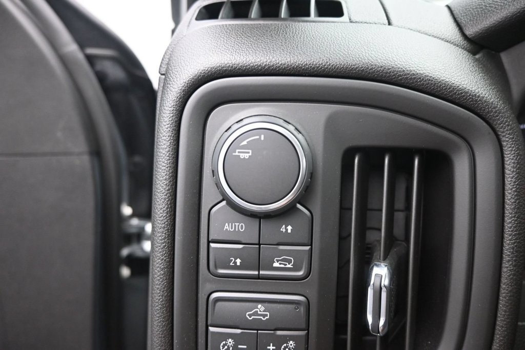 Used 2026 Chevrolet Silverado 1500 Custom w/ LPO, Dark Essentials Package AWD/4WD image 35