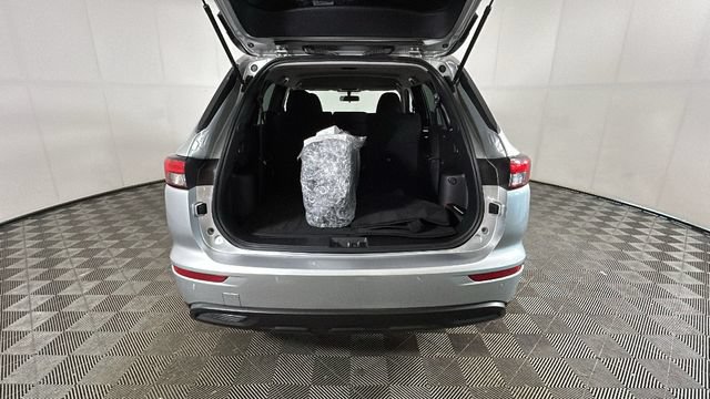 Used 2022 Mitsubishi Outlander ES AWD/4WD image 27