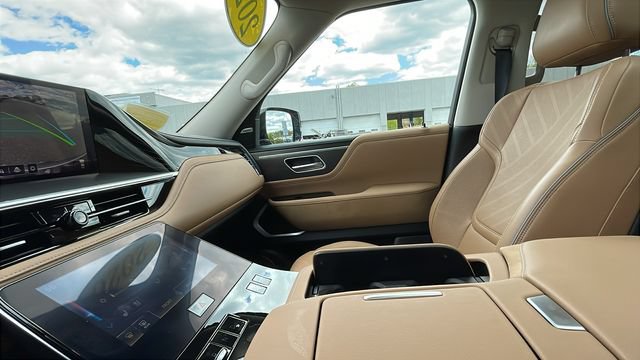 Used 2026 INFINITI QX80 Luxe AWD/4WD image 28