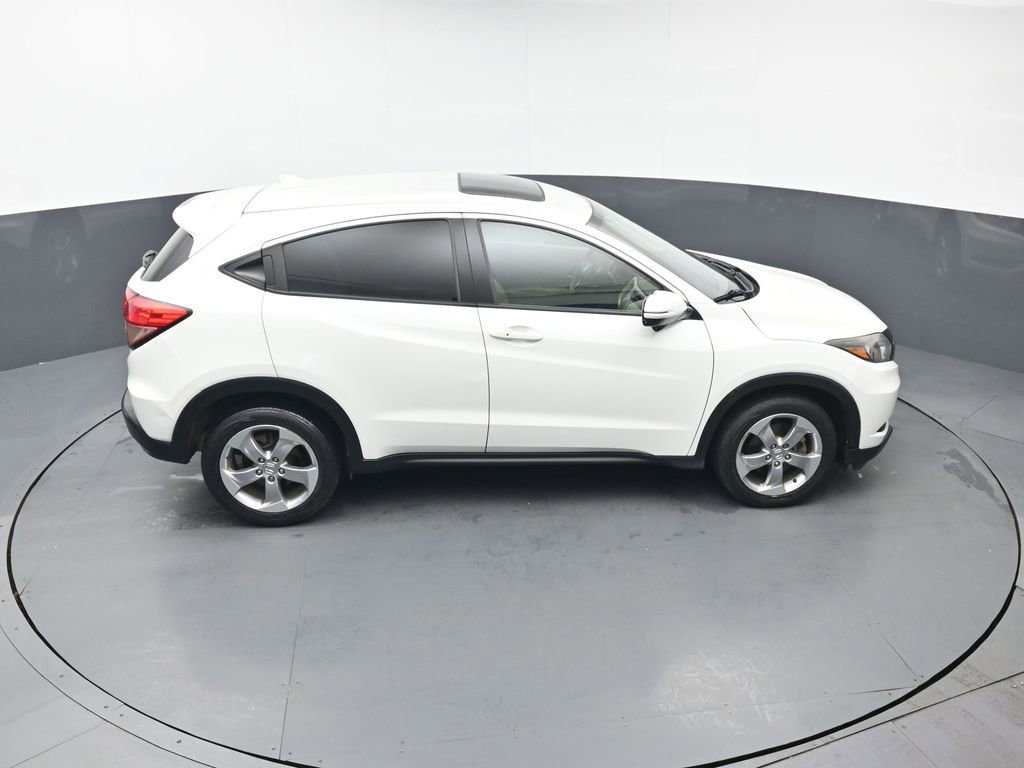 Used 2017 Honda HR-V EX image 36