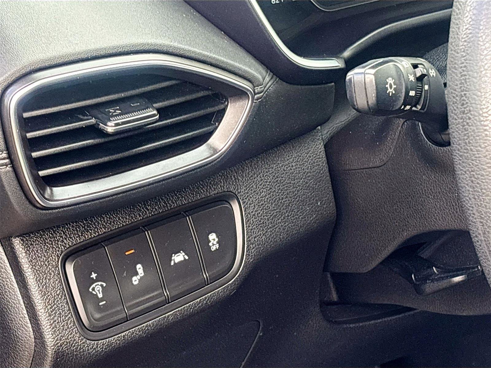 Used 2020 Hyundai Santa Fe SEL image 10