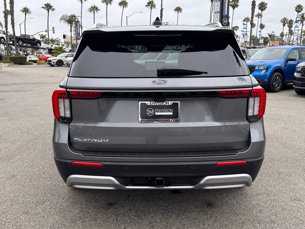 Used 2026 Ford Explorer Platinum RWD image 11