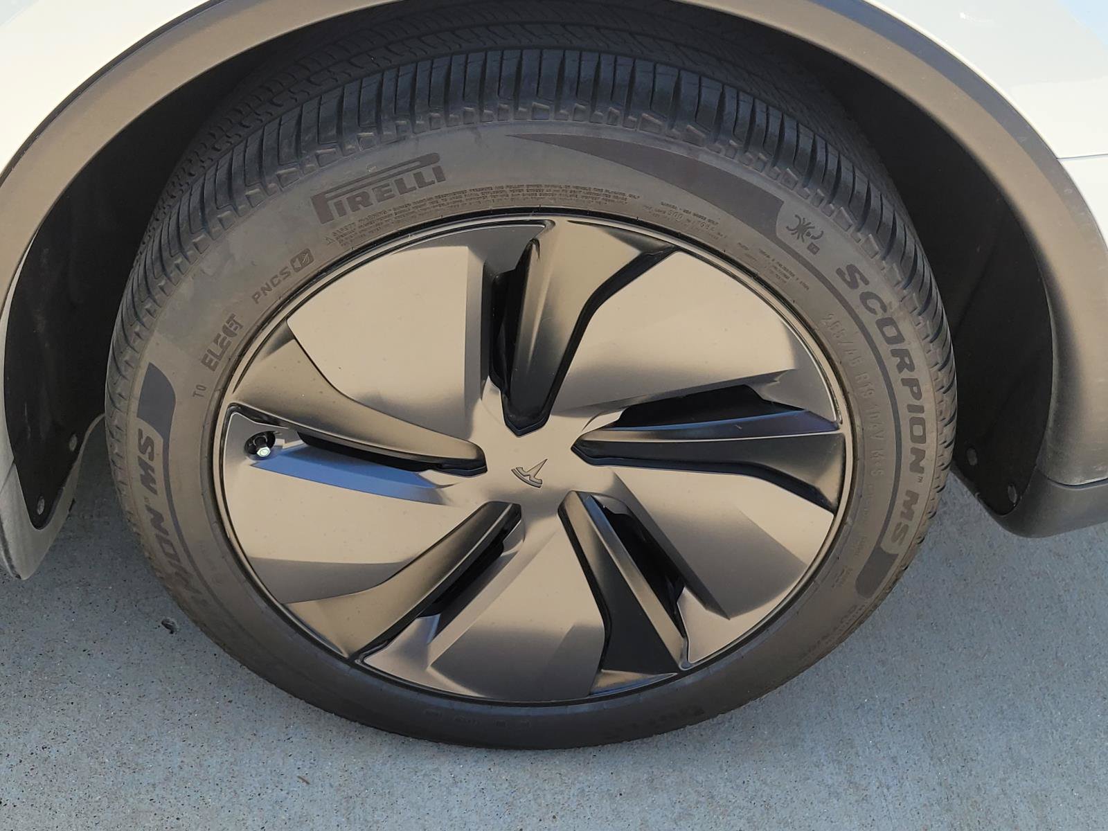 Used 2026 Tesla Model Y AWD image 23