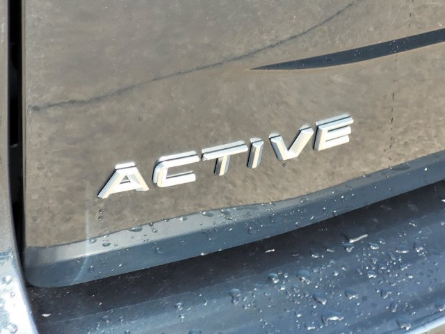 Used 2025 Ford Expedition Active RWD image 8