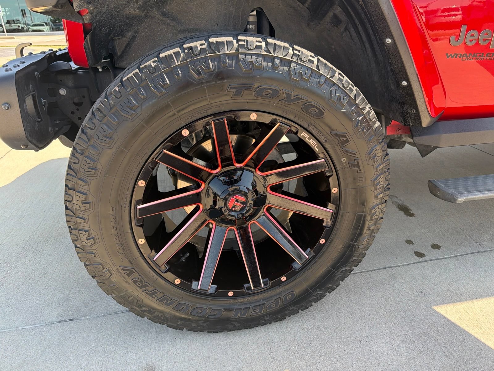 Used 2021 Jeep Wrangler Unlimited Rubicon w/ Trailer Tow Package AWD/4WD image 12