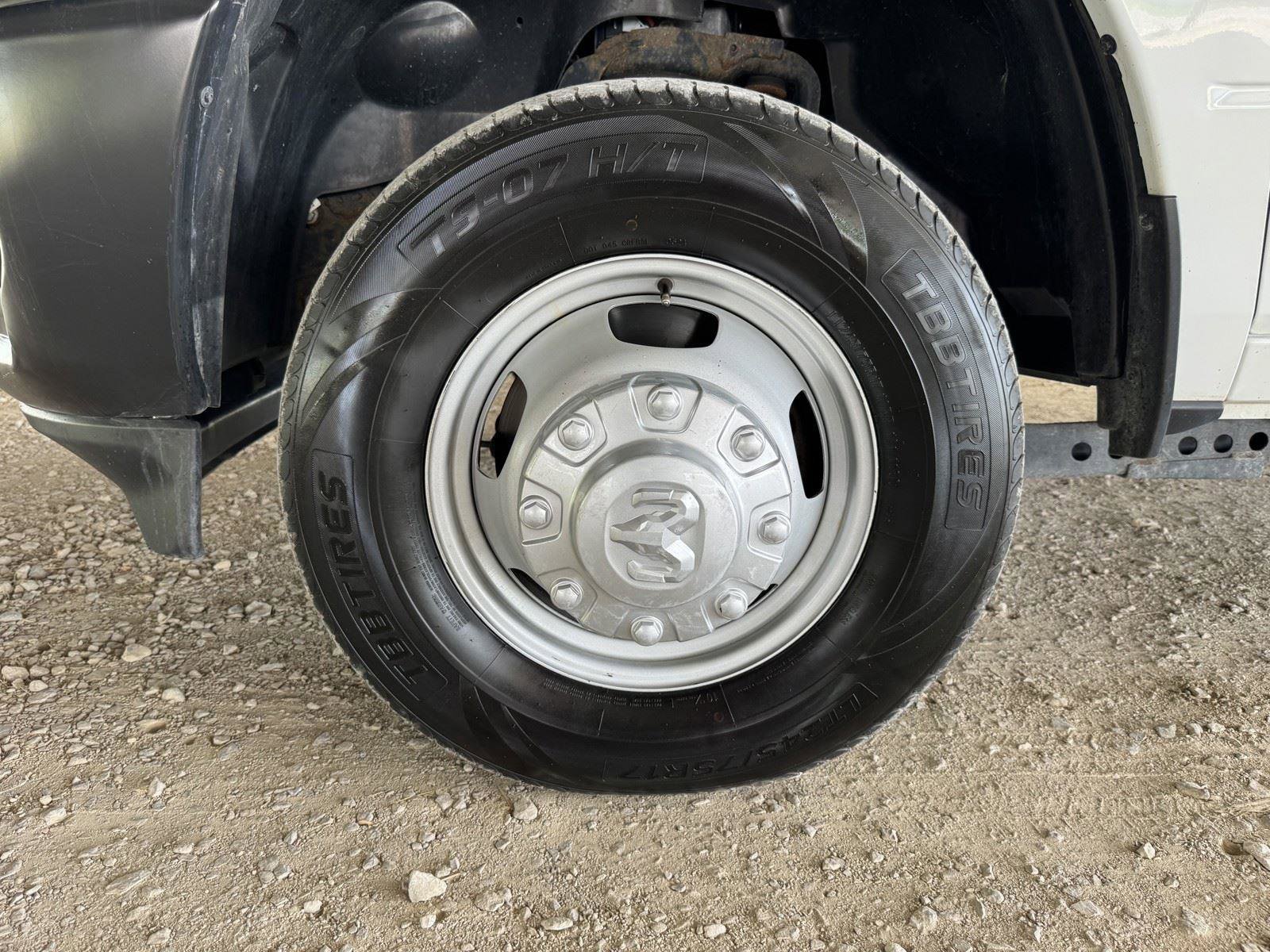 Used 2024 RAM 3500 Tradesman image 41