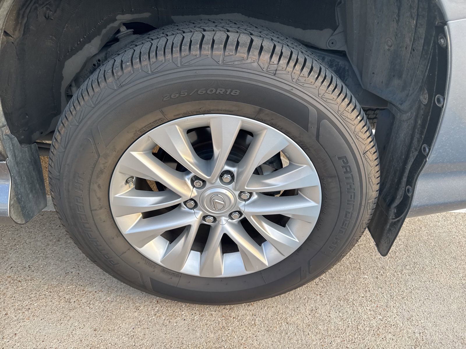 Used 2019 Lexus GX 460 Premium image 4