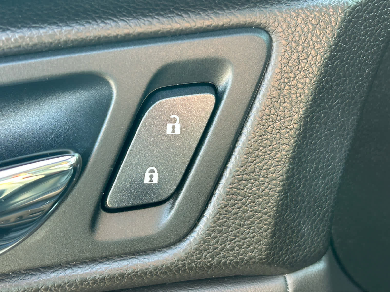 Used 2014 Cadillac SRX Luxury image 21