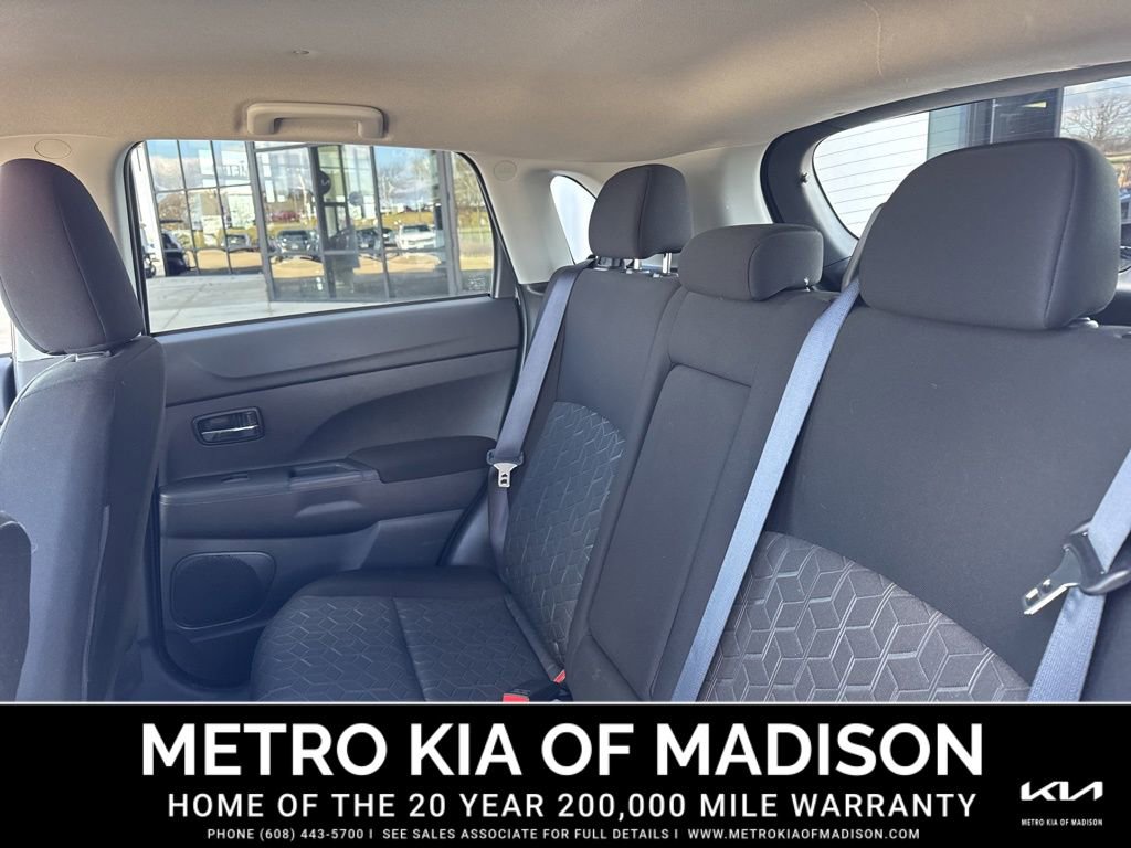 Used 2025 Mitsubishi Outlander Sport ES image 26