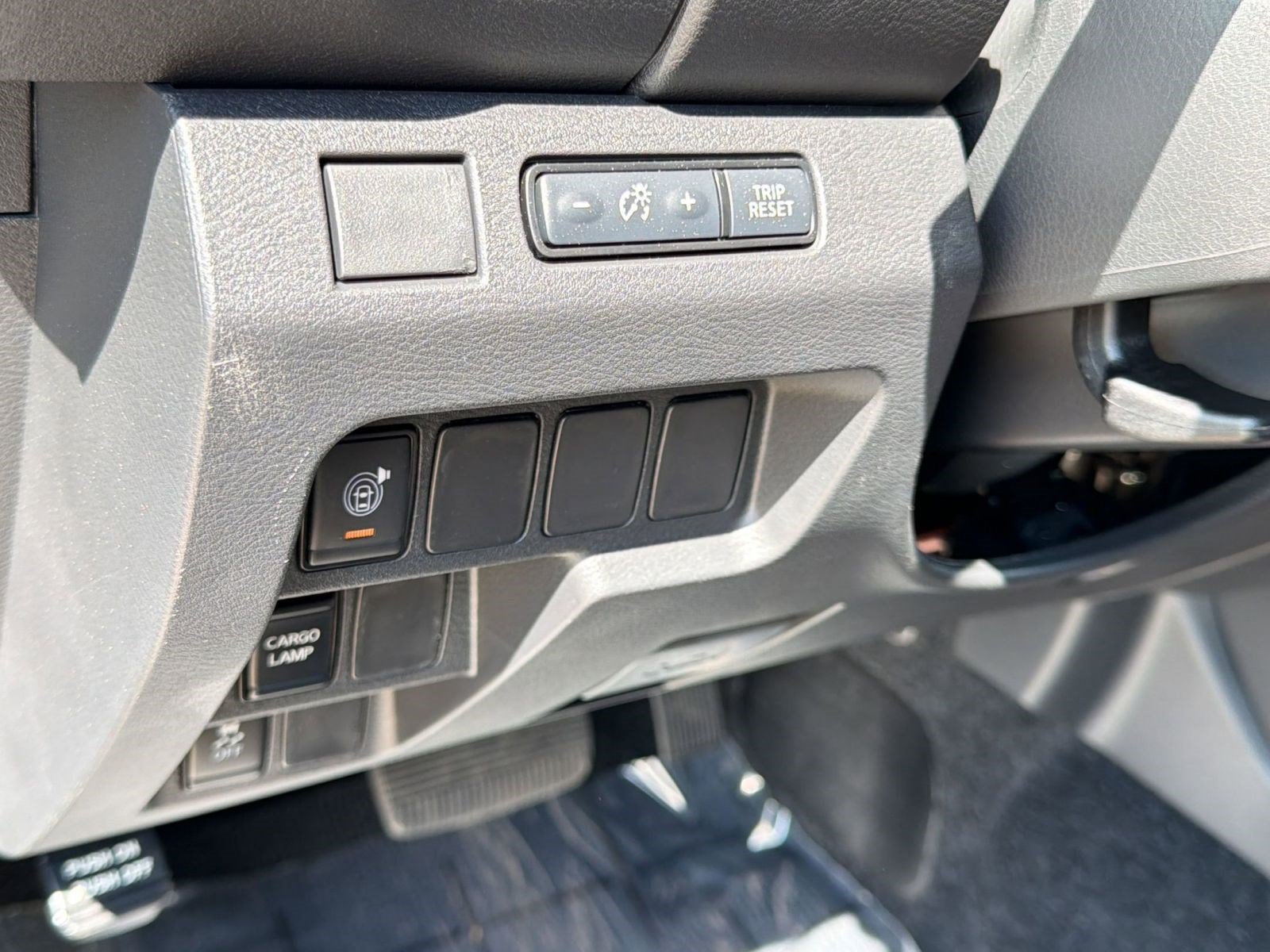 Used 2026 Nissan Frontier SV w/ All-Weather Content Package RWD image 17