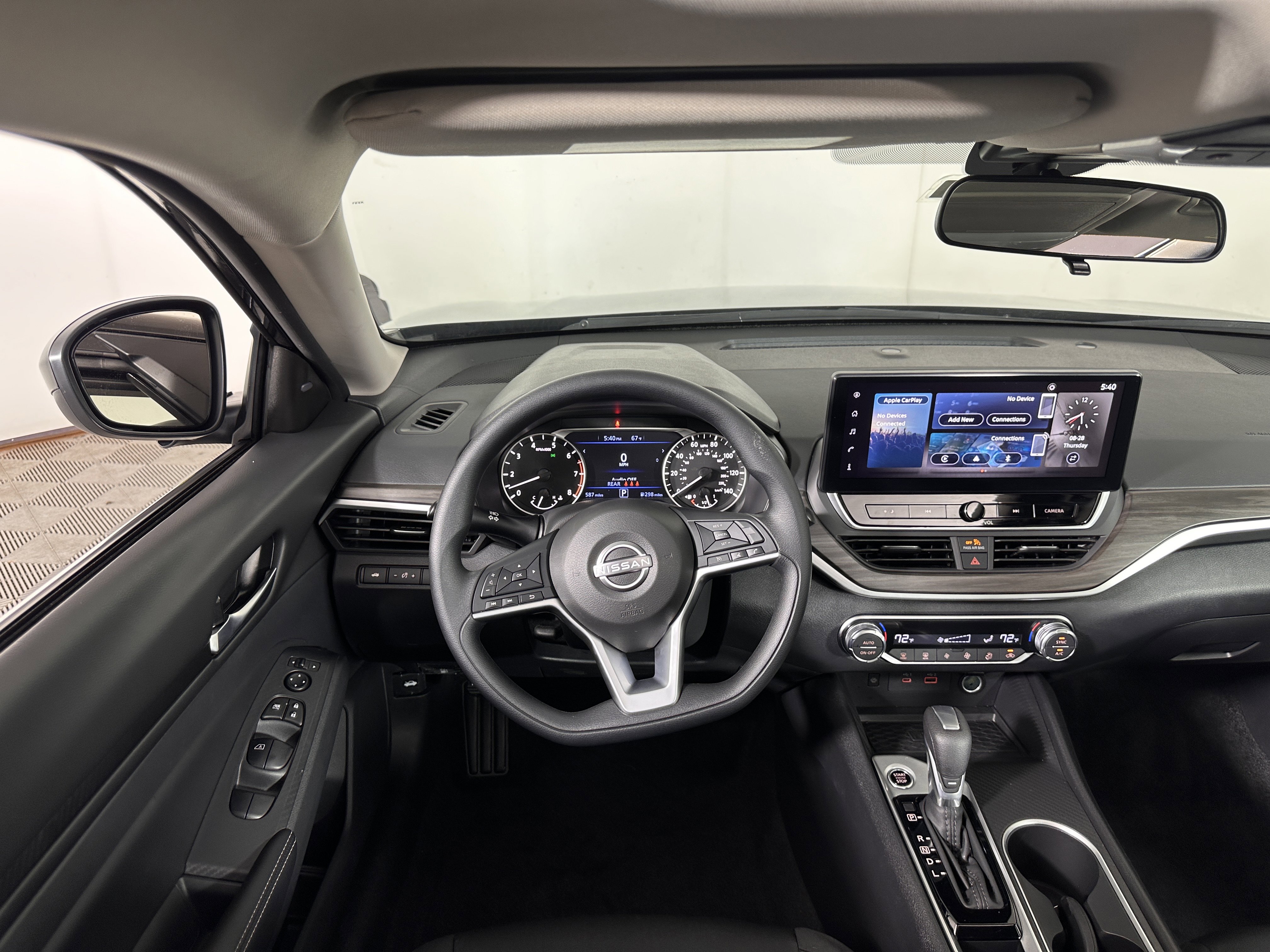 New 2025 Nissan Altima 2.5 SV w/ SV Special Edition Package image 36